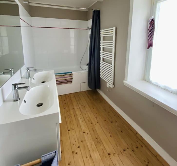 Carantec Centre Maison Pour 9 Personnes Zewnętrze zdjęcie